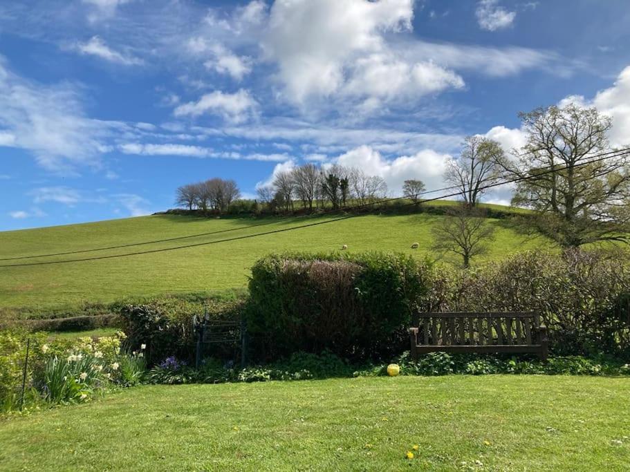 Charming Countryside Cottage Ground Floor Apartment In Combeinteignhead Devon Bishopsteignton Eksteriør billede